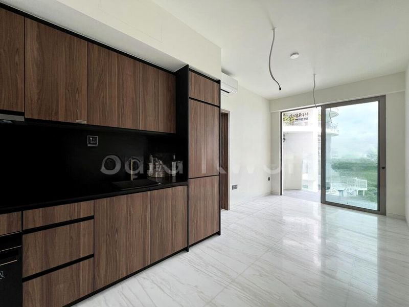 COASTLINE RESIDENCES 2