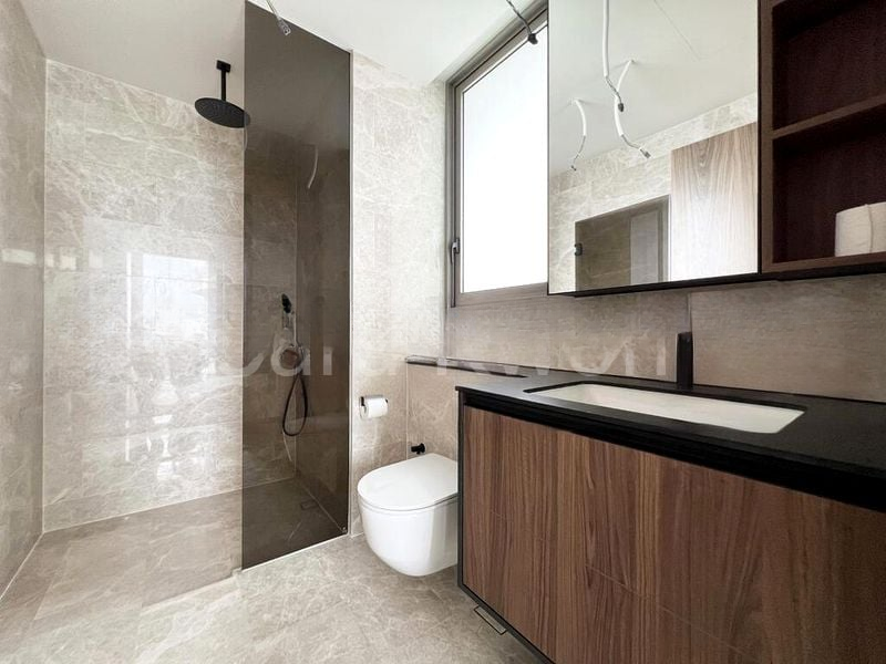 COASTLINE RESIDENCES 6