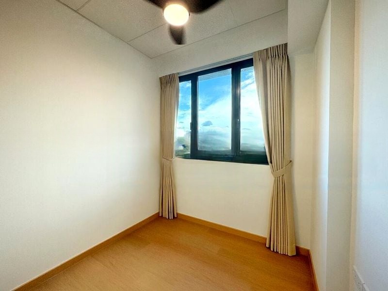 TREASURE AT TAMPINES 5