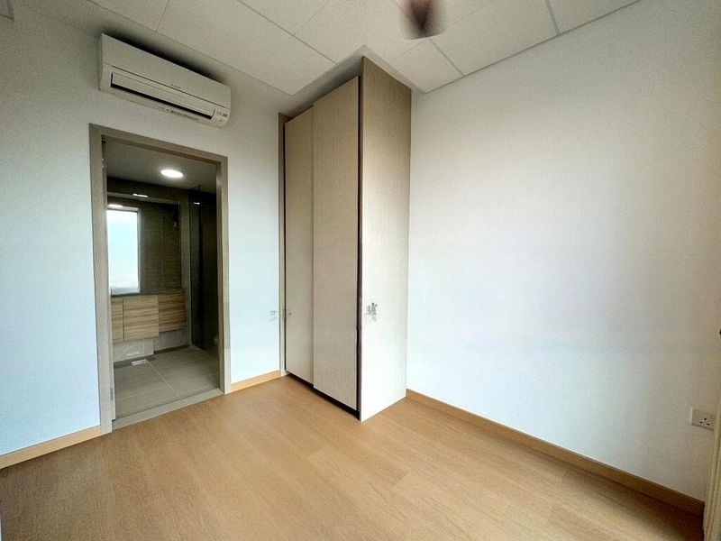 TREASURE AT TAMPINES 7