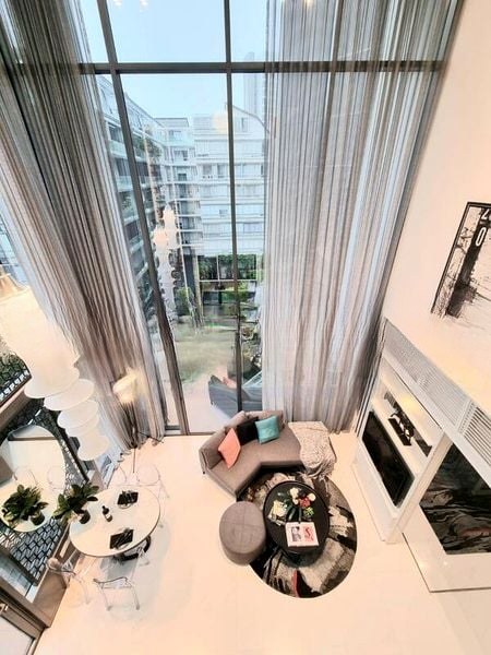 UP@ROBERTSON QUAY 10