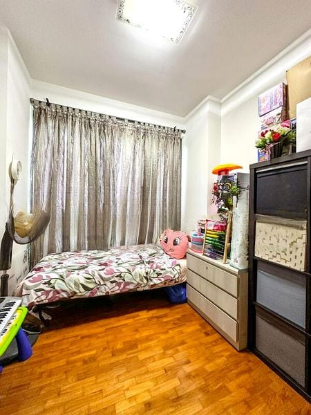 ESPARINA RESIDENCES 8