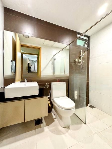 ESPARINA RESIDENCES 5