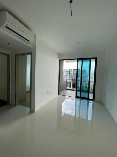 TREASURE AT TAMPINES 4