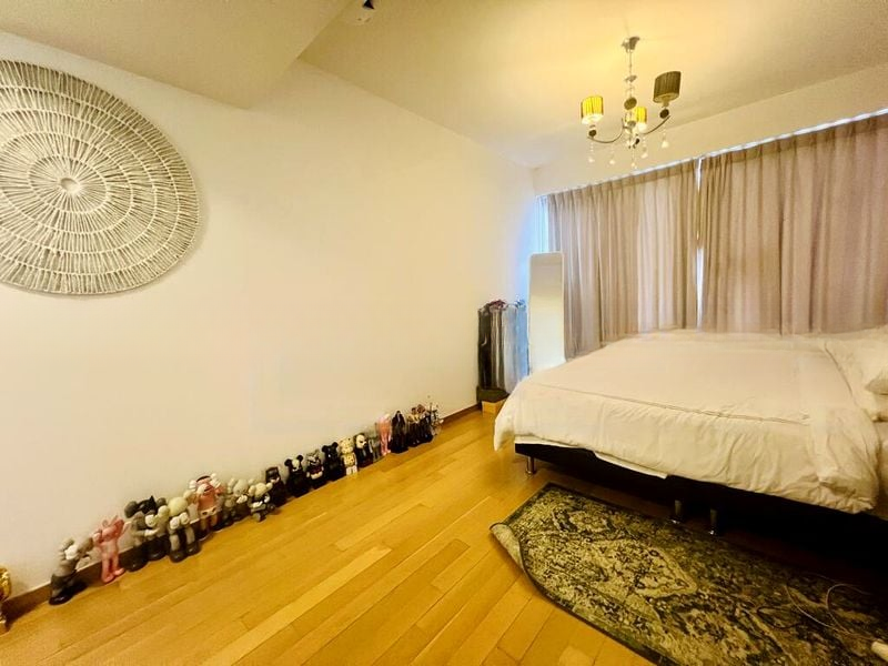 WILKIE STUDIO 8