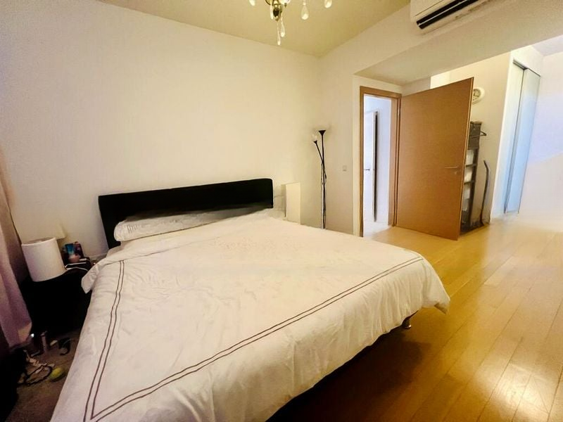 WILKIE STUDIO 9