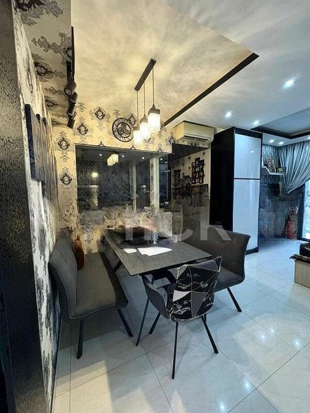 SIGNATURE AT YISHUN 5