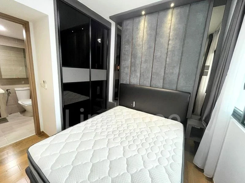 KINGSFORD WATERBAY 8