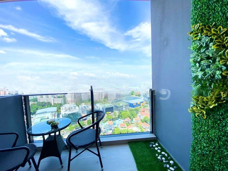 STIRLING RESIDENCES 4