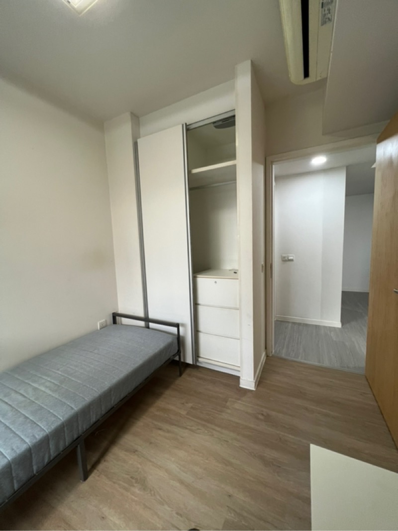 THE LAKEFRONT RESIDENCES 9