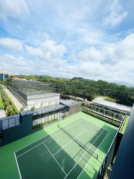 FOURTH AVENUE RESIDENCES 3