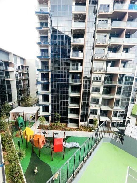 FOURTH AVENUE RESIDENCES 6