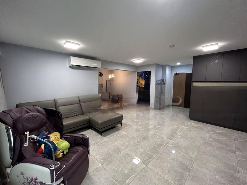 BT BATOK WEST AVE 8 6