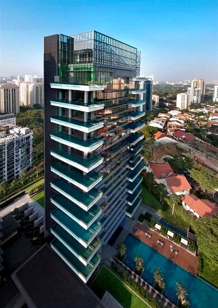 THE MARQ ON PATERSON HILL 4