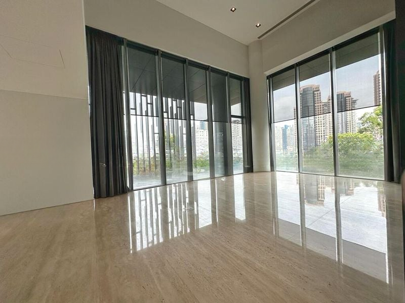 THE MARQ ON PATERSON HILL 8