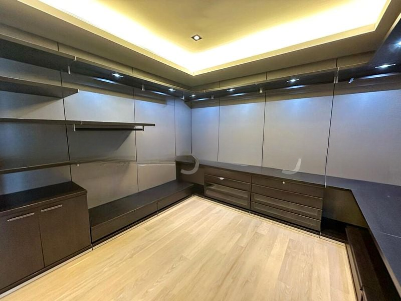 THE MARQ ON PATERSON HILL 2