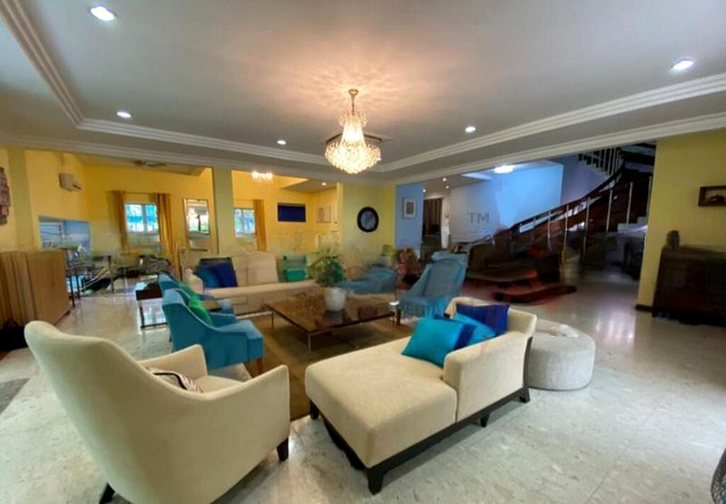 CALDECOTT HILL ESTATE 7