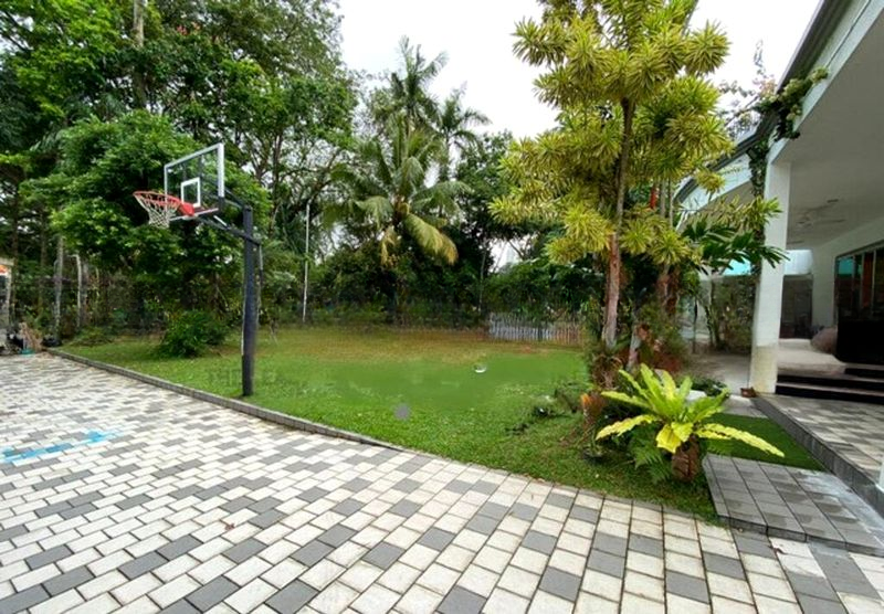 CALDECOTT HILL ESTATE 5