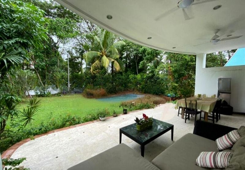 CALDECOTT HILL ESTATE 10