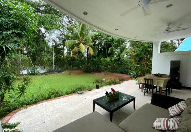 CALDECOTT HILL ESTATE 4