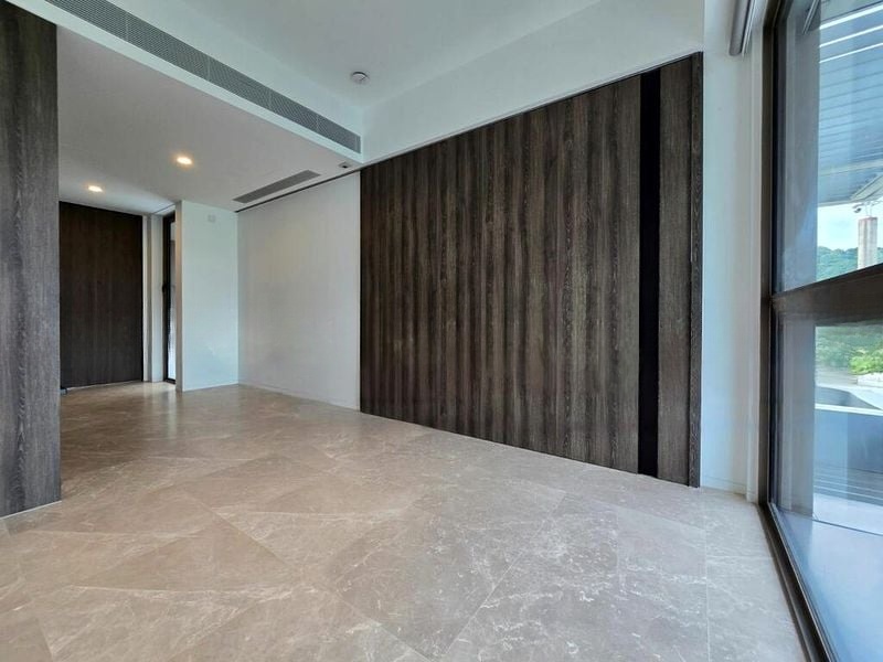 THE REEF AT KING'S DOCK 2