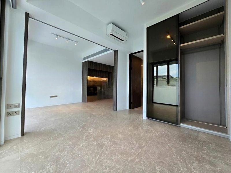 THE REEF AT KING'S DOCK 9