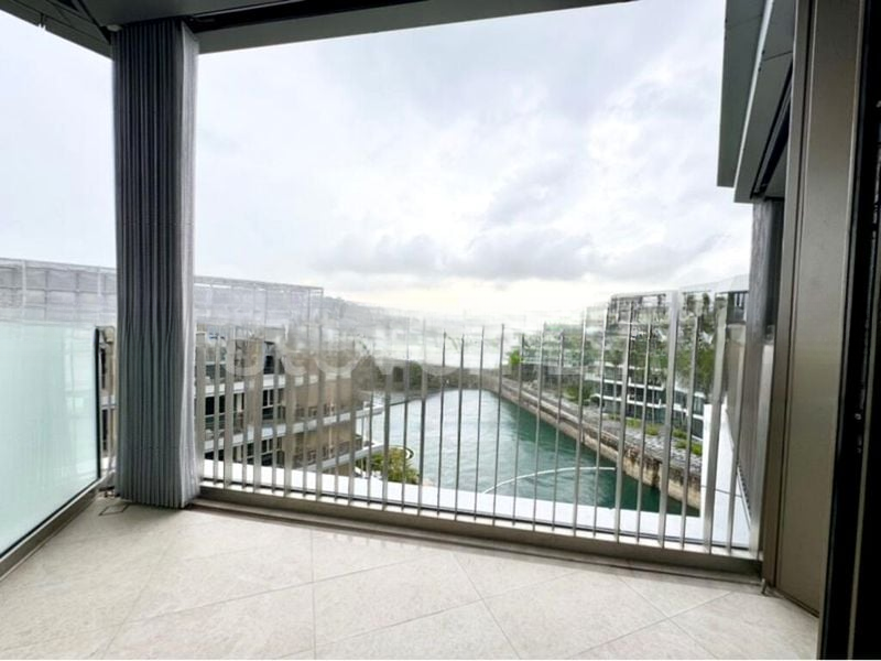 THE REEF AT KING'S DOCK 6