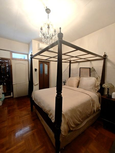 FAR HORIZON GARDENS 5