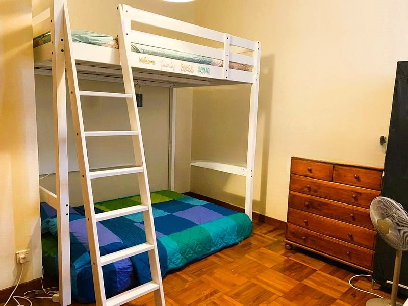 FAR HORIZON GARDENS 8