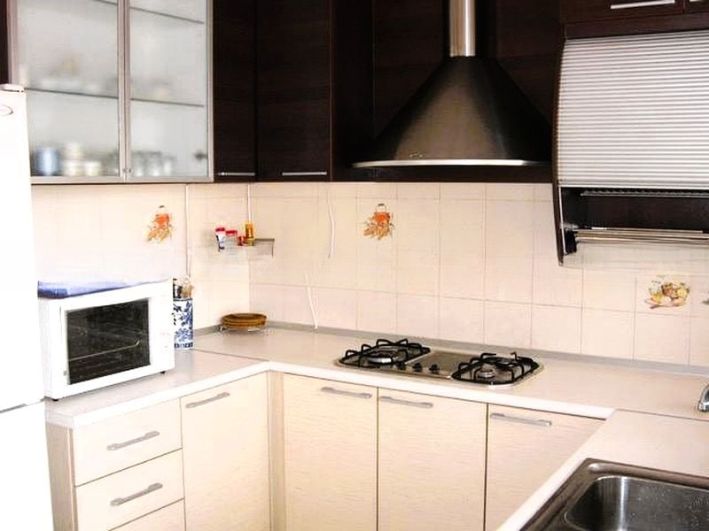 FAR HORIZON GARDENS 4