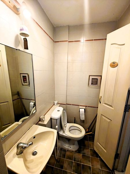 FAR HORIZON GARDENS 9