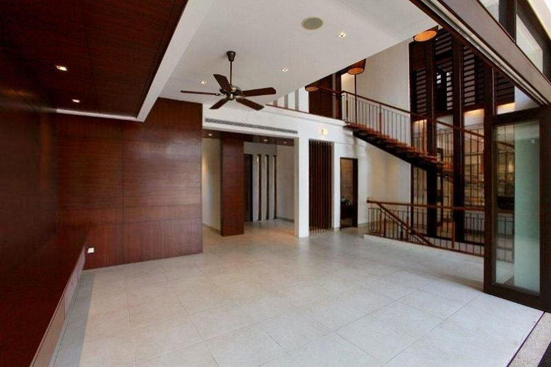 THE BERTH BY THE COVE 9