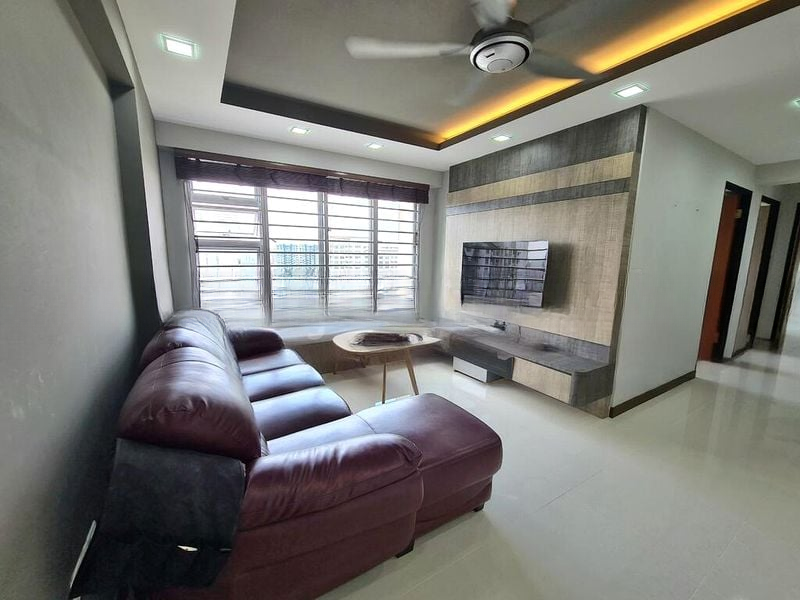 UPP SERANGOON CRES 4