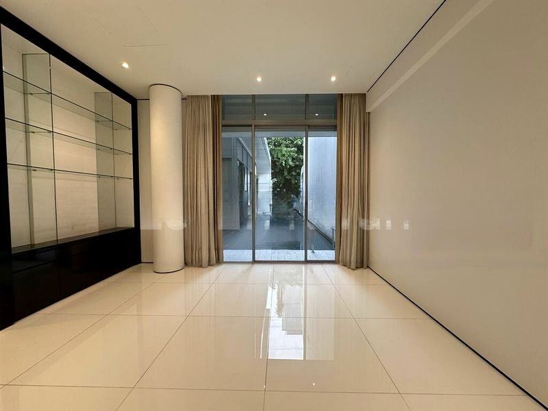 OXLEY RESIDENCE 8