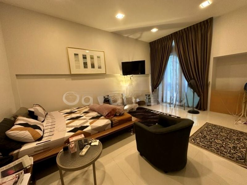 ONE CHATSWORTH 3