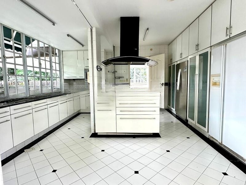 OEI TIONG HAM PARK 3