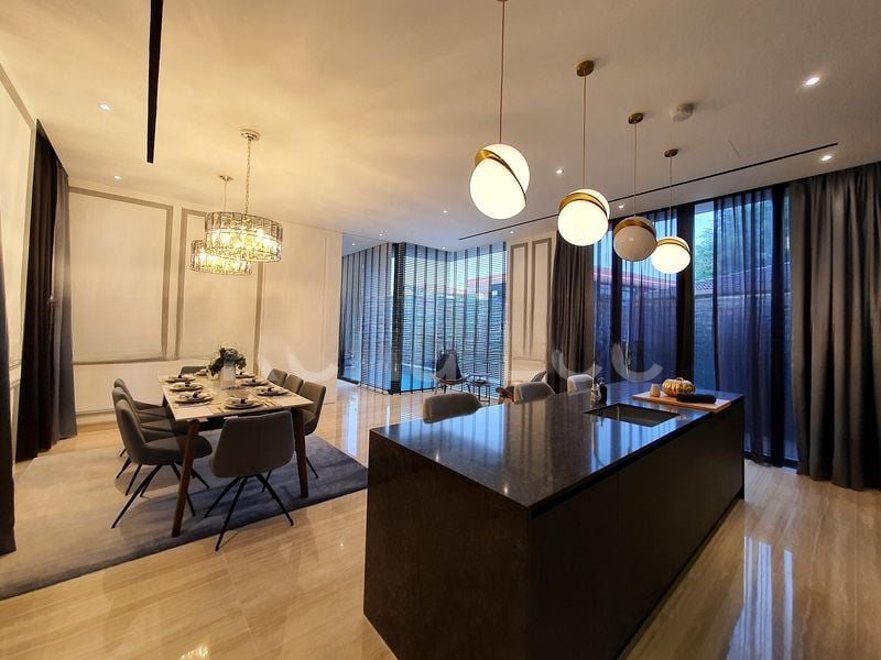 MELROSE VILLAS 5