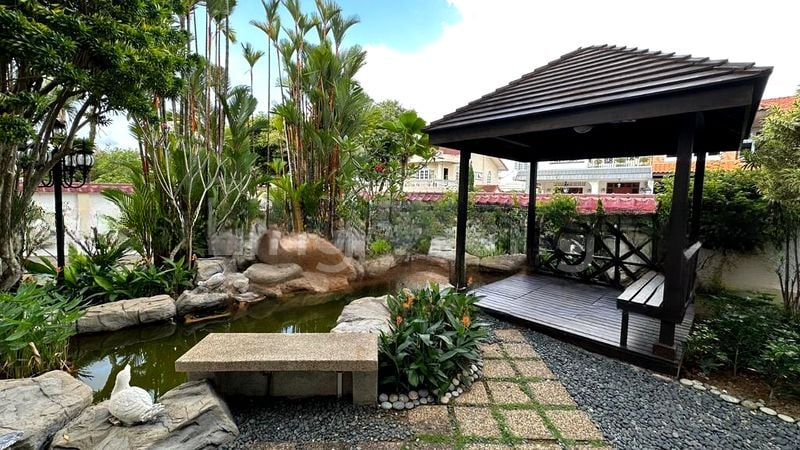 KING'S GARDEN 1
