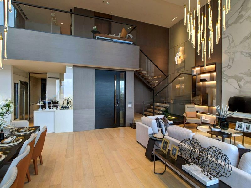 EDEN RESIDENCES CAPITOL 15