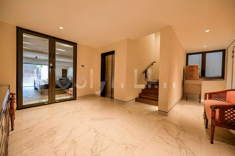GREEN HILL ESTATE 12