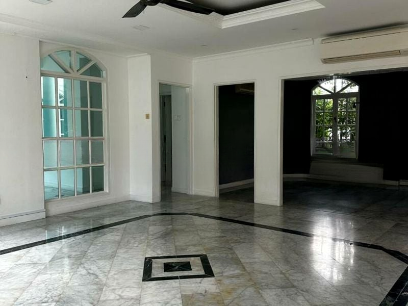 FERNHILL COURT 9