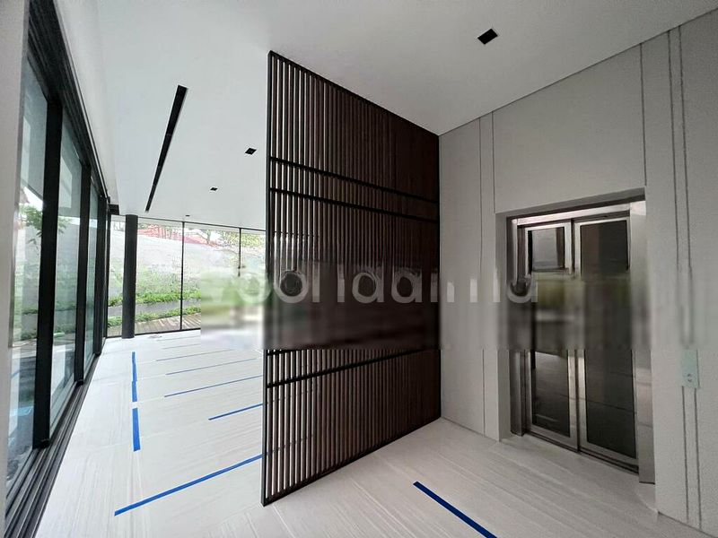 NAMLY COURT 4