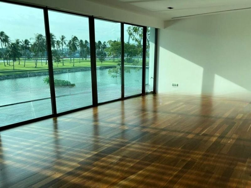 THE REEF AT KING'S DOCK 7