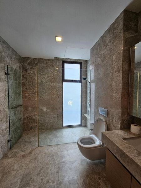 THE REEF AT KING'S DOCK 12