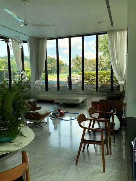 THE REEF AT KING'S DOCK 2