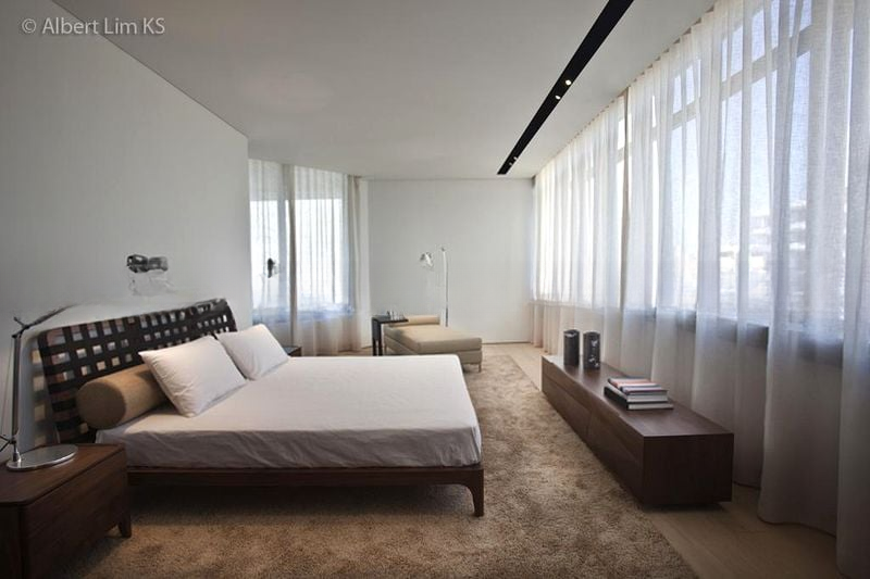 BEVERLY HILL 9