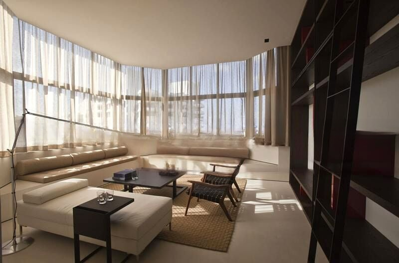 BEVERLY HILL 4