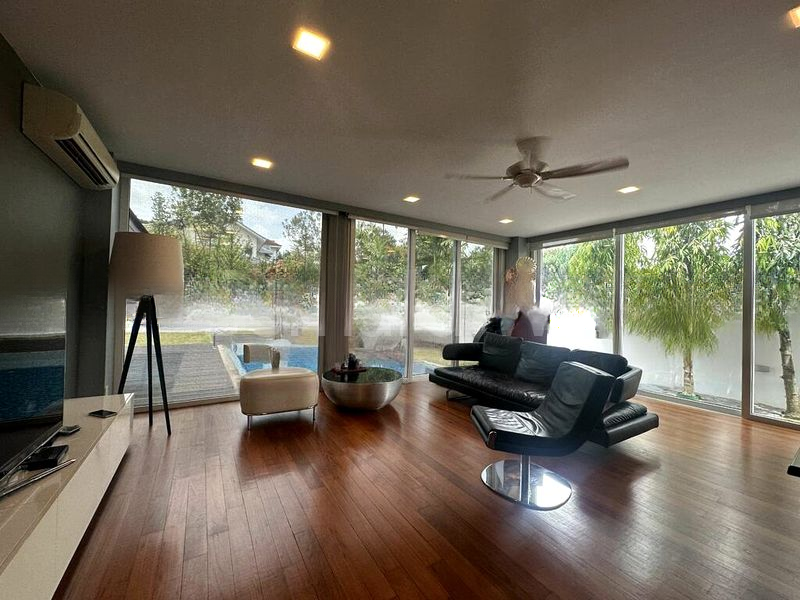 HOLLAND GROVE PARK 5