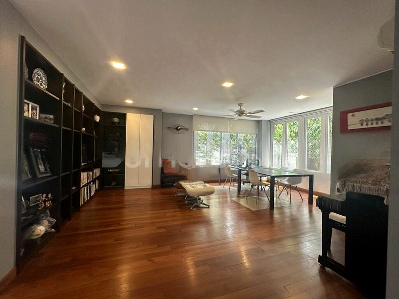 HOLLAND GROVE PARK 6