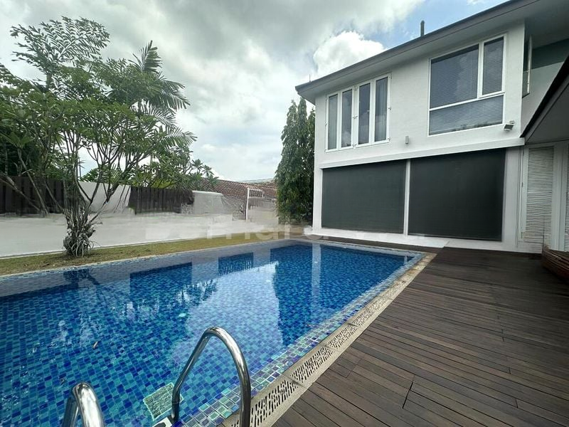 HOLLAND GROVE PARK 2